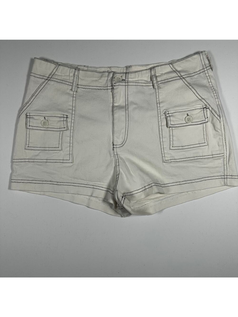Harper & Ivy Cargo Shorts LARGE